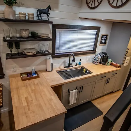 Unique Tiny Home Minutes From Downtown Ellensburg Extérieur photo