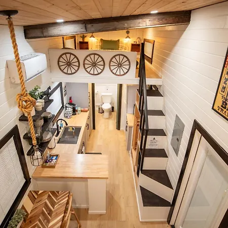 Unique Tiny Home Minutes From Downtown Ellensburg Extérieur photo